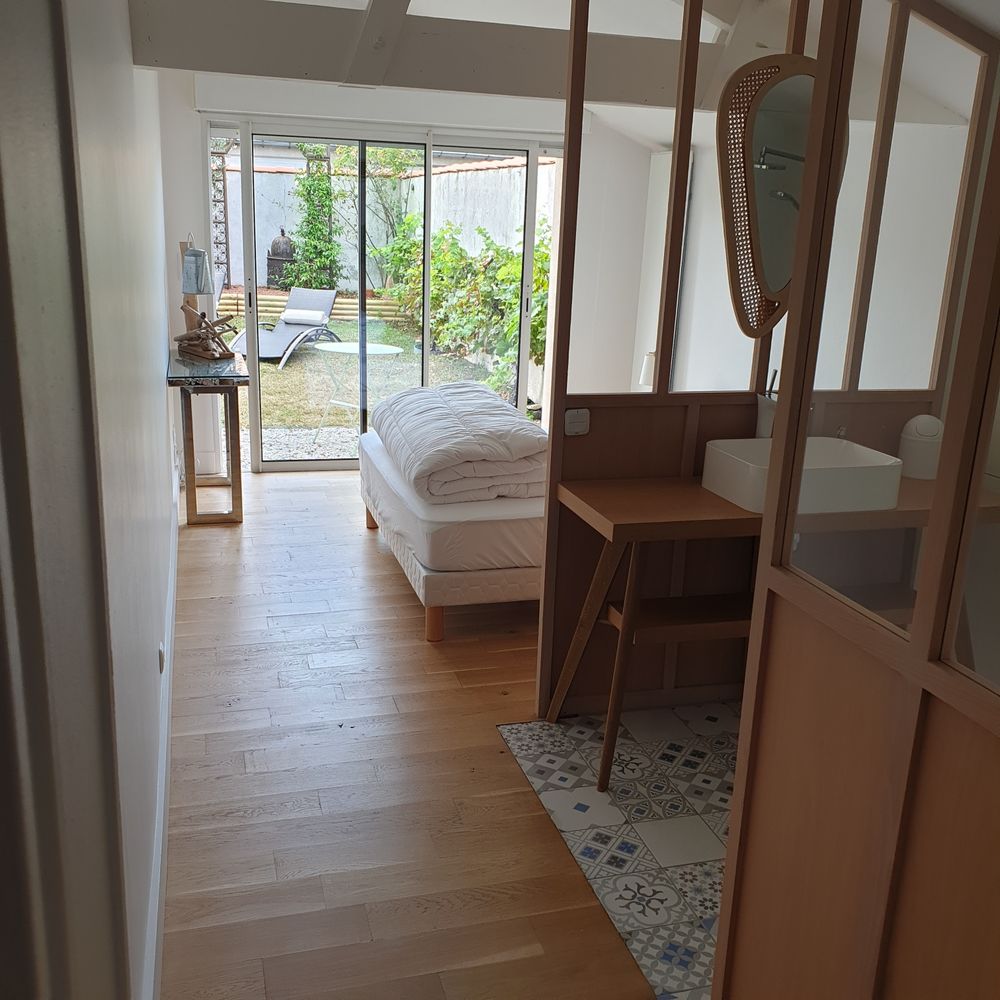 Location Maison Maison meublée de caractère - jardin sud - véranda - garage Angoulême