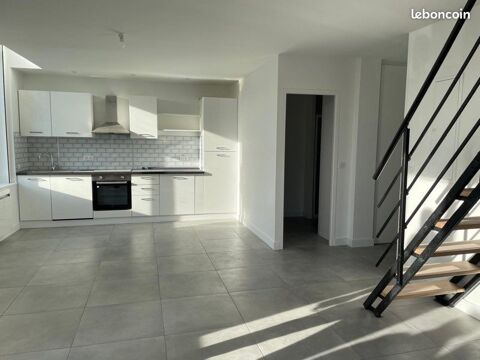  Duplex/triplex  louer 4 pices 106 m