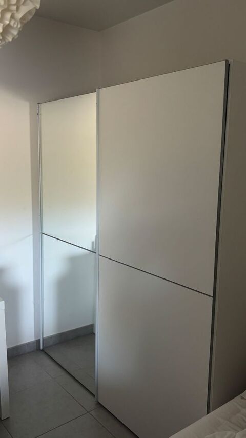 Armoire 2 portes coulissantes 150 Montpellier (34)