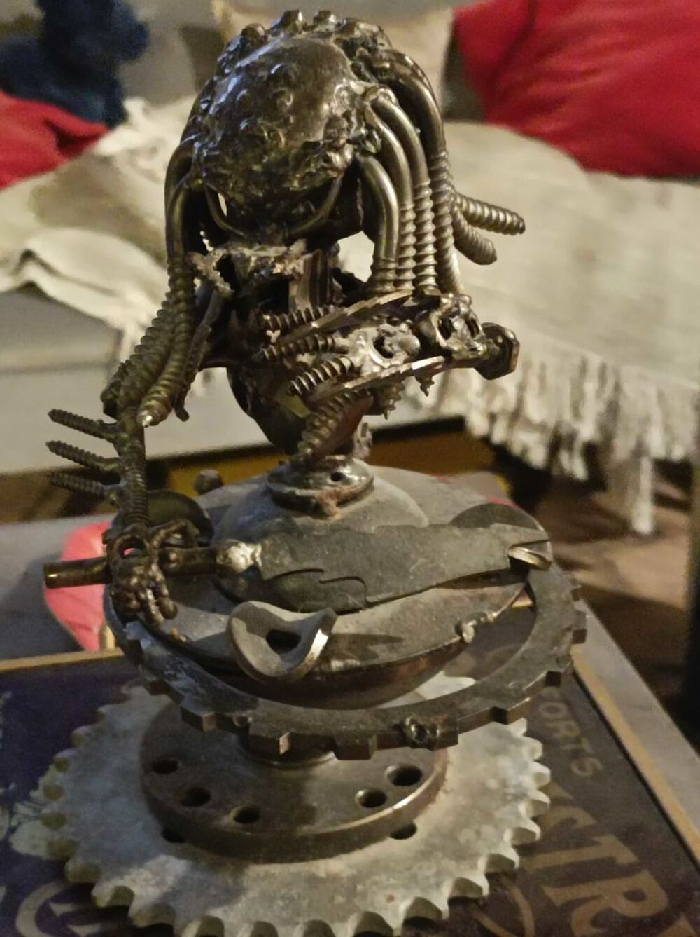 cendrier allien original objet tr&egrave;s deco et art Décoration