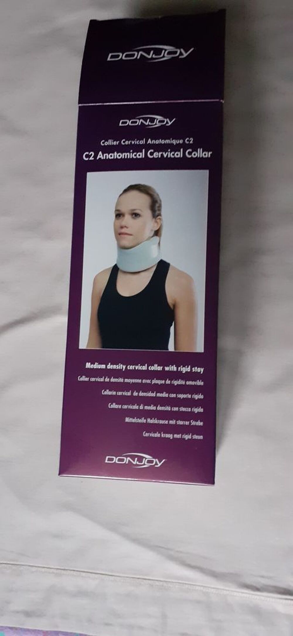 Collier cervical Vêtements
