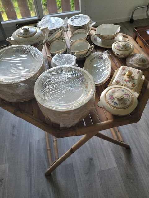 ménagère en porcelaine de Limoge Domène (38)