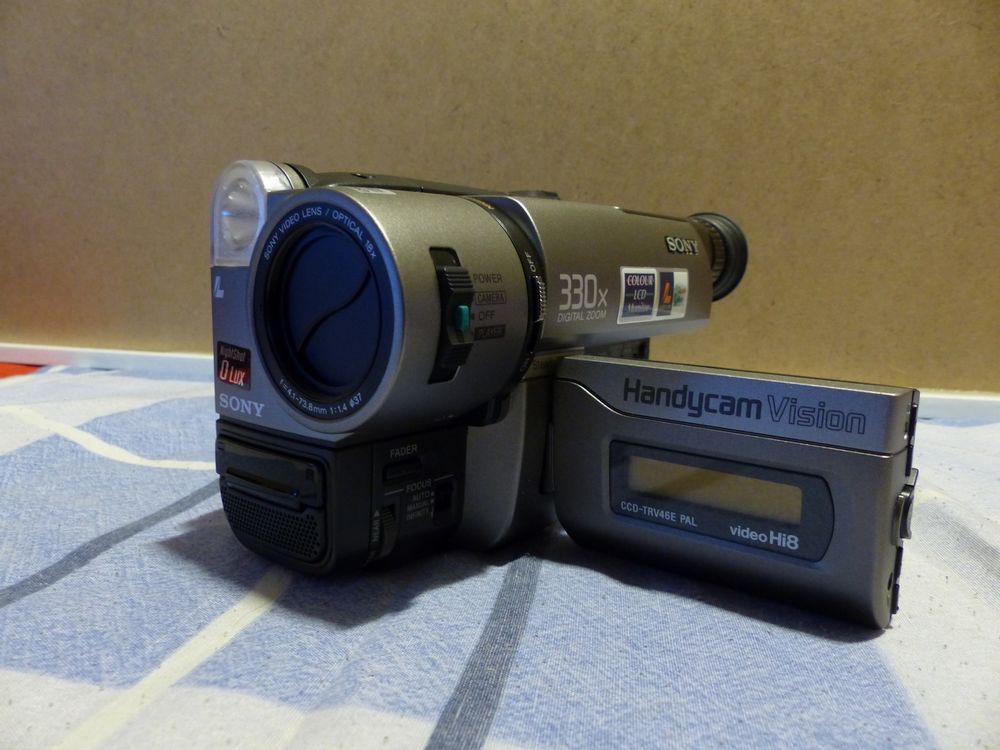 Cam&eacute;scope SONY CCD-TRV46E Vid&eacute;o8 HI8 PAL Photos/Video/TV