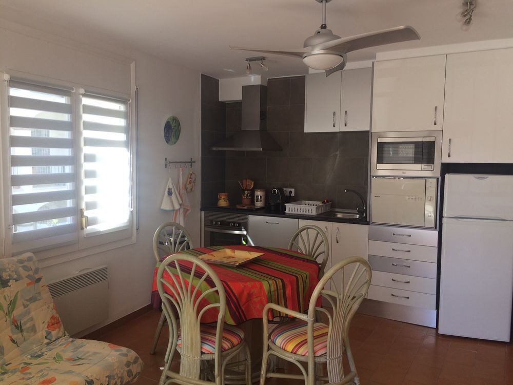   VACANCES  SUR  LA  COSTA  BRAVA Espagne, ROSAS