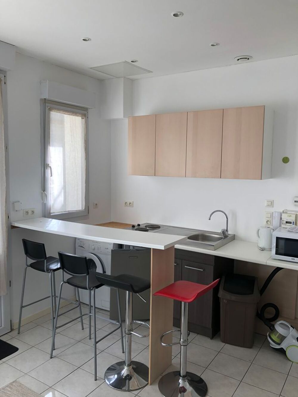 Location Appartement Location - Appartement meubl - 30 m - Reims (51100) - 580  HC Reims