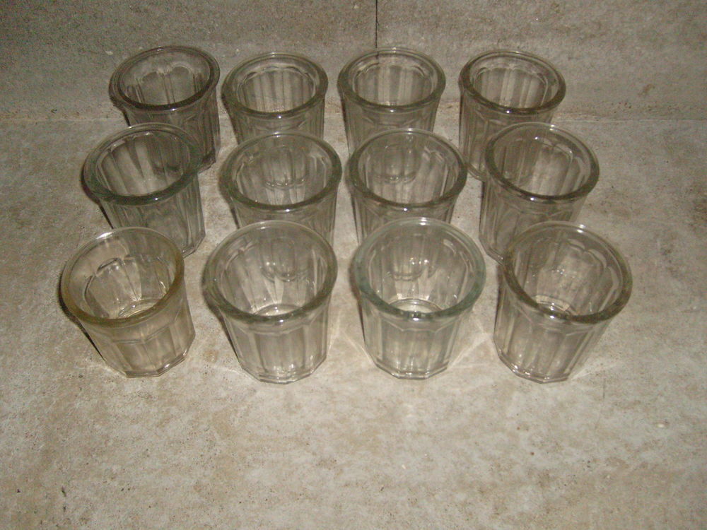 Ancien pots de confitures 