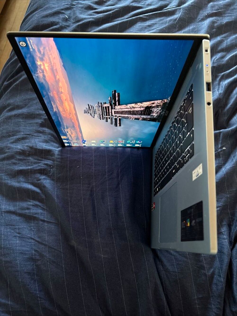ultra portable acer Swift edge 16 pouces ryzen 5 oled Matériel informatique
