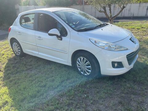 Peugeot 207 1.6 HDi 90ch BLUE LION Active