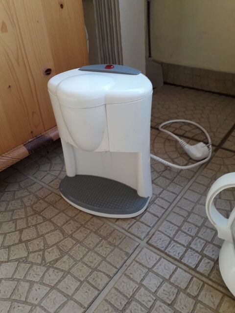 CAFETIERE ELECTRIQUE 10 Saint-Cierge-sous-le-Cheylard (07)