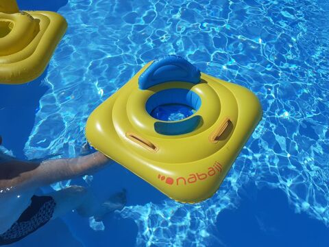 Boue de piscine gonflable avec sige 10 Baume-les-Dames (25)