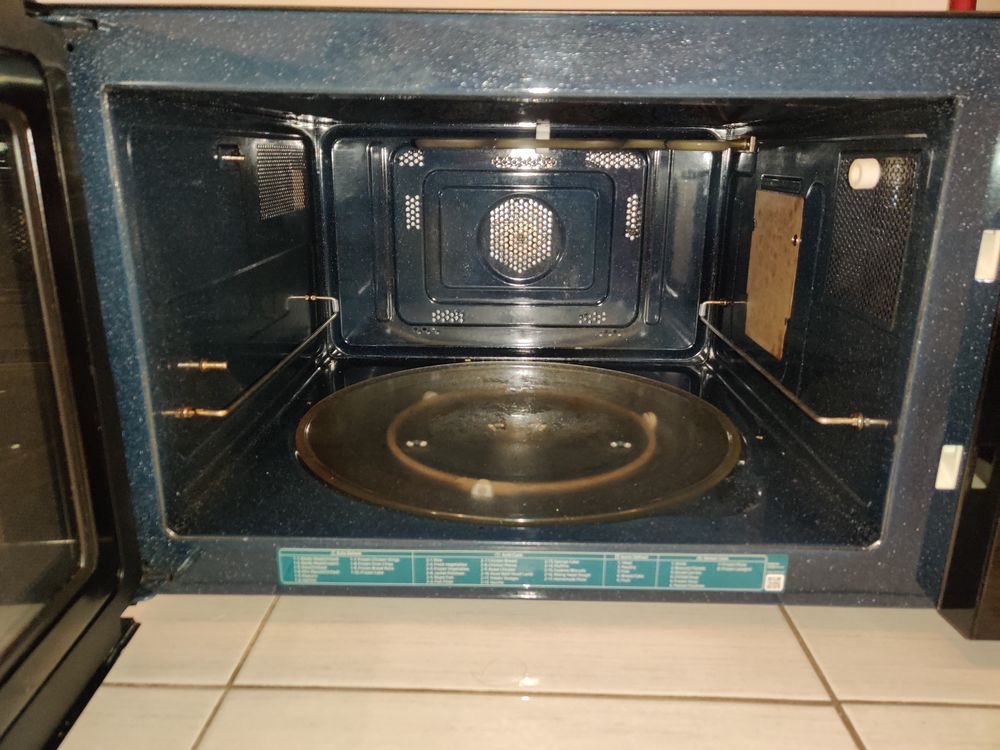 Combin&eacute; four micro-ondes Samsung Electromnager
