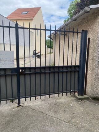  Parking / Garage � louer 12 m�