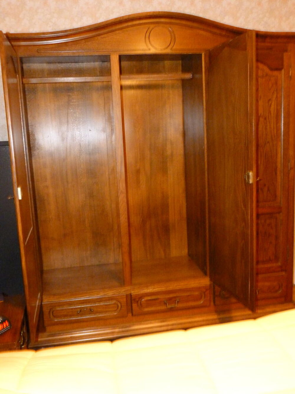 ARMOIRE Meubles