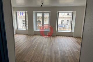  Immeuble � vendre 10 pi�ces 268 m�