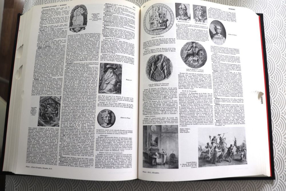 Dictionnaires encyclop&eacute;diques QUILLET ann&eacute;e 1977 Livres et BD
