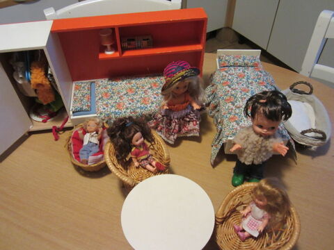 petits meubles et petites poup�es 30 Saint-P�ray (07)