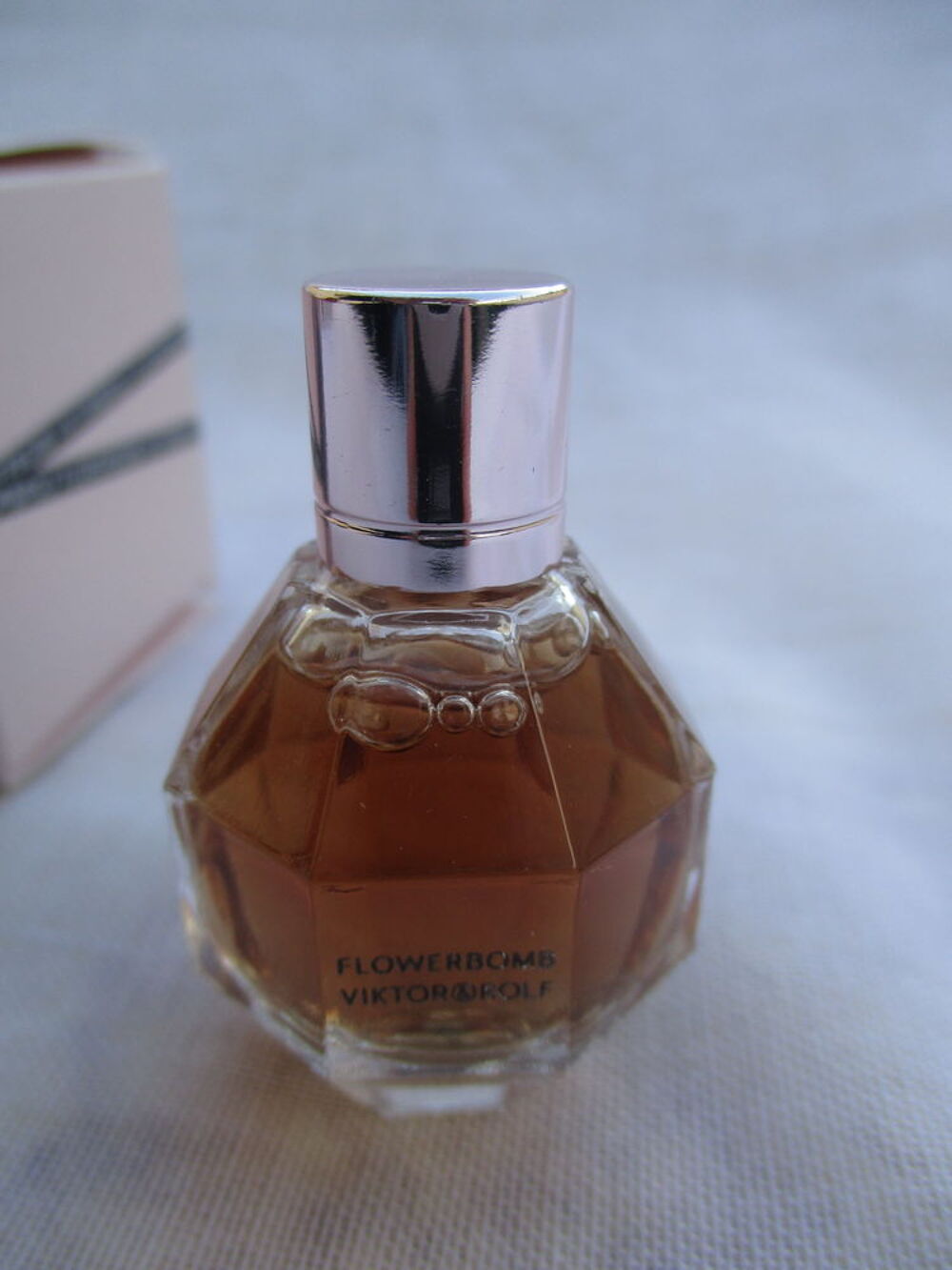 Miniature d'Eau De Parfum &quot; FlowerBomb &quot; - Neuve 