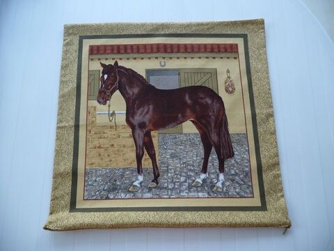 Housse de coussin motif cheval - Neuve 15 Celles-sur-Belle (79)