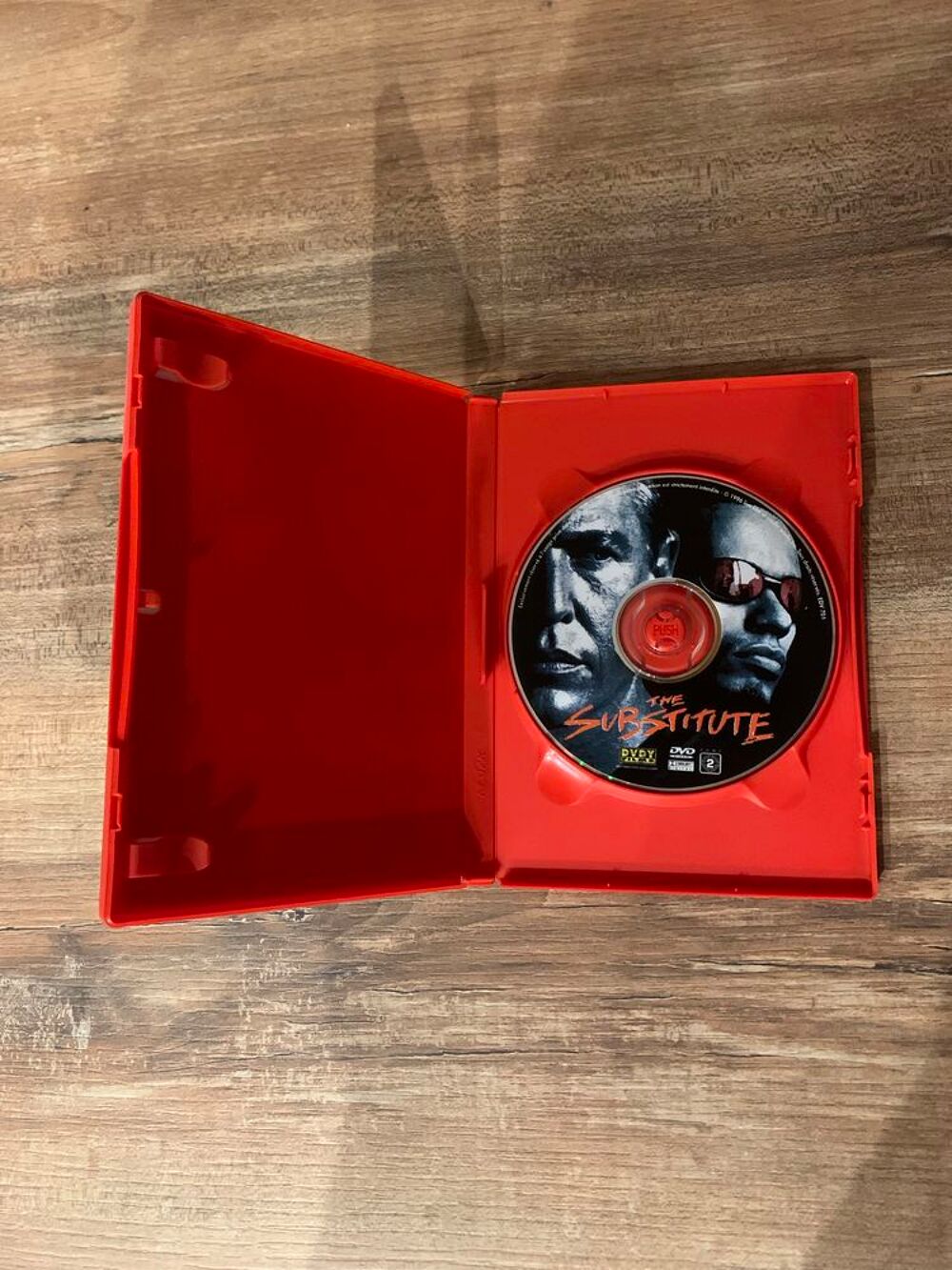DVD \'\' The substitute \'\' DVD et blu-ray