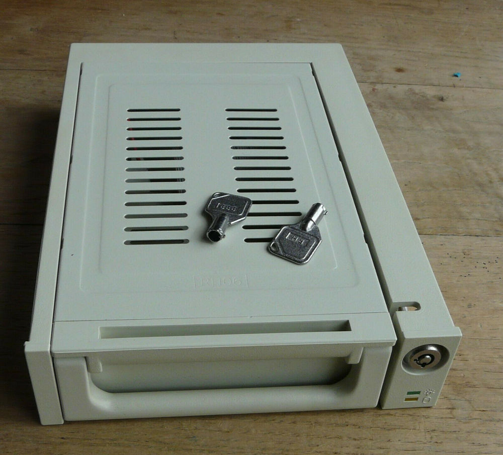 Rack amovible pour disque dur IDE RH-06 DACOMEX Matériel informatique