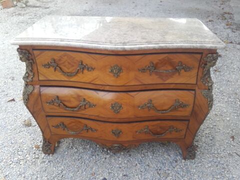 superbe commode Bordelaise en marqueterie. 390 Mane (31)