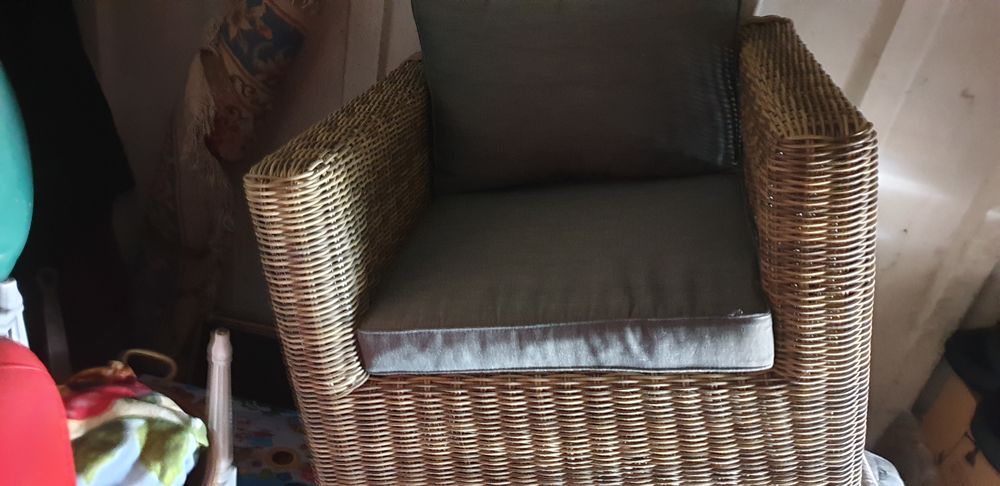 Fauteuil de jardin en r&eacute;sine tress&eacute;e et tissu coton Jardin