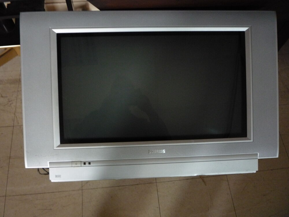 T&eacute;l&eacute;vision/t&eacute;l&eacute;viseur Proline/Philips
Photos/Video/TV