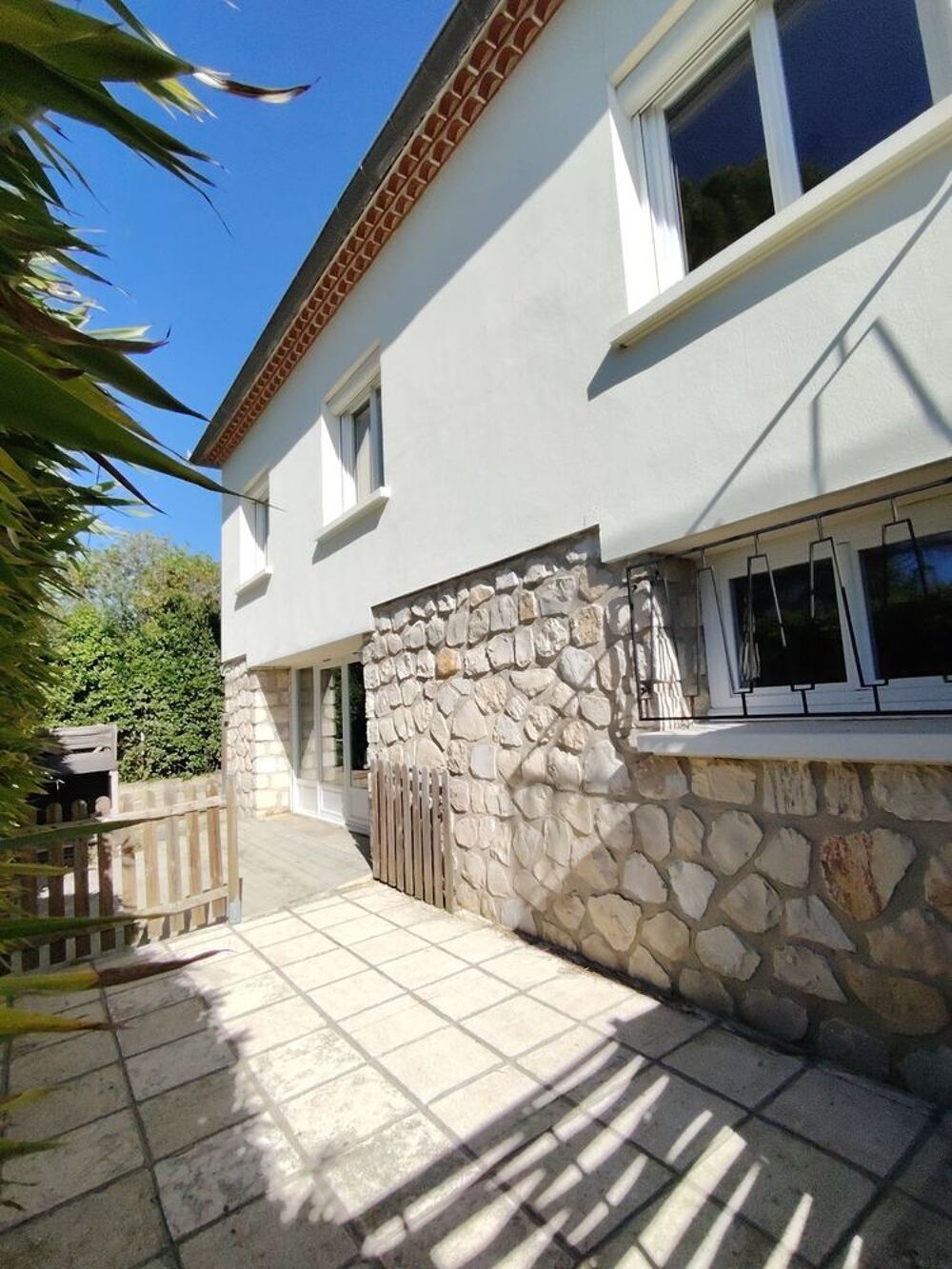 Vente Villa Belle villa 190 m² sur 815 m² secteur résidentiel Villevieille (30250) Villevieille