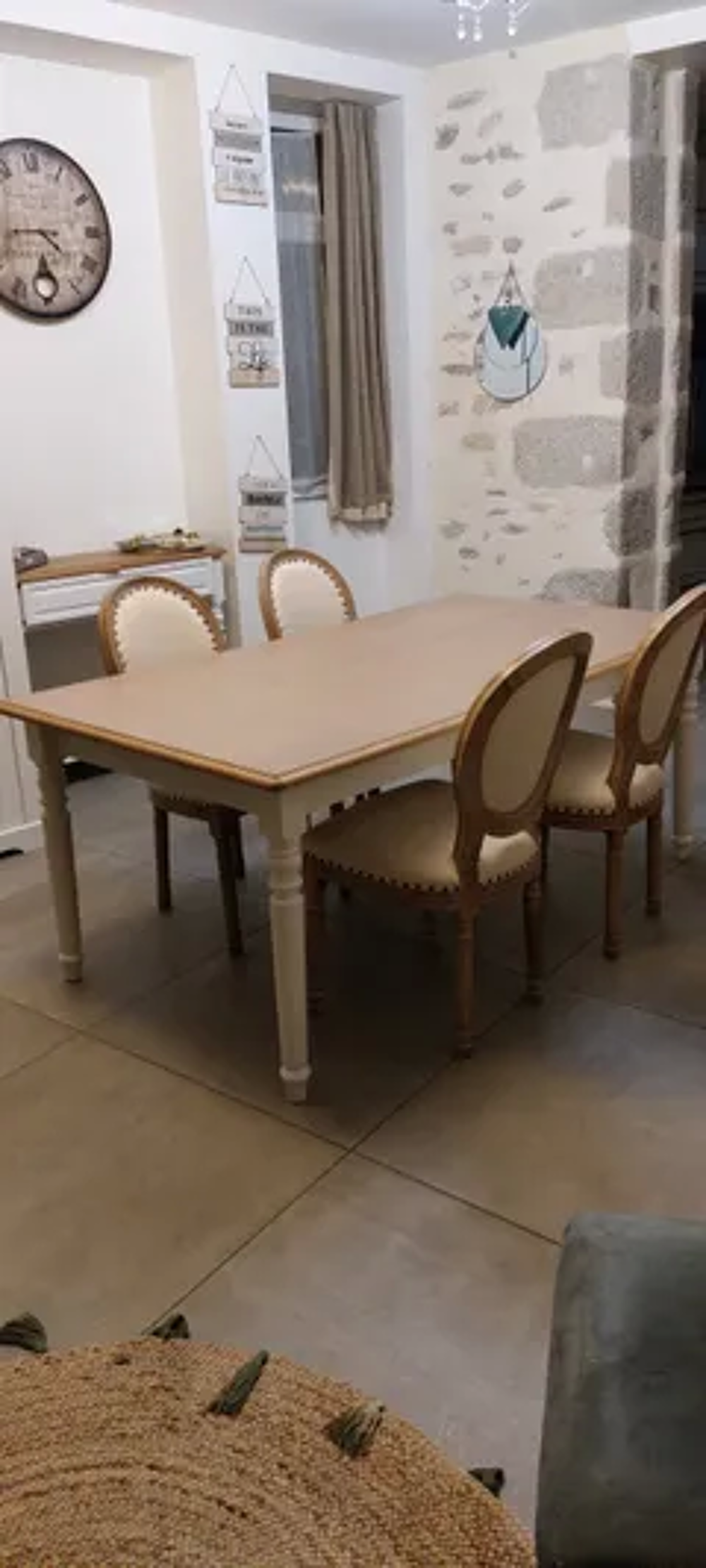Salle &agrave; manger compl&egrave;te Meubles
