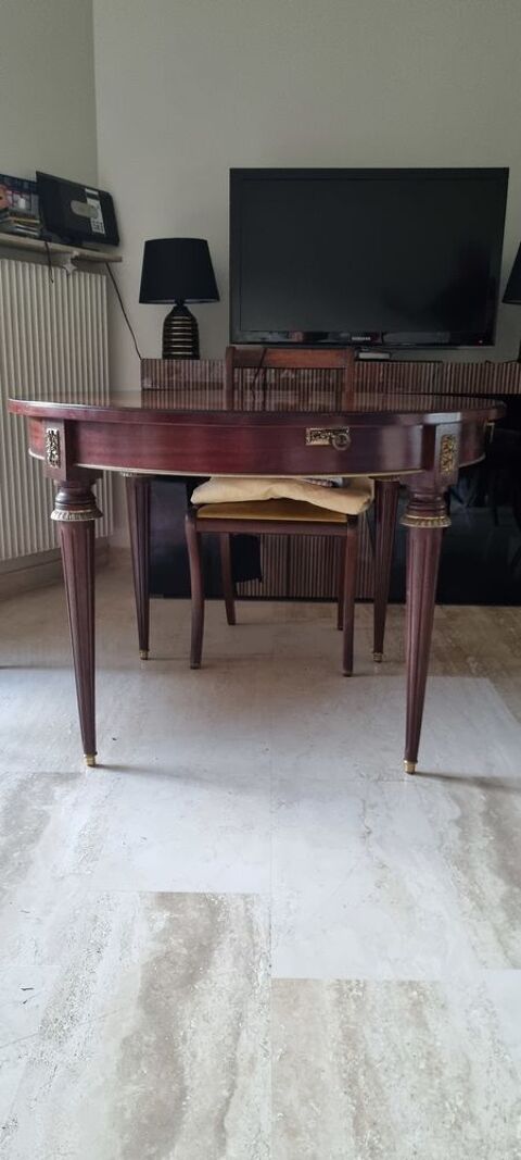 Table ronde 120 Mandelieu-la-Napoule (06)