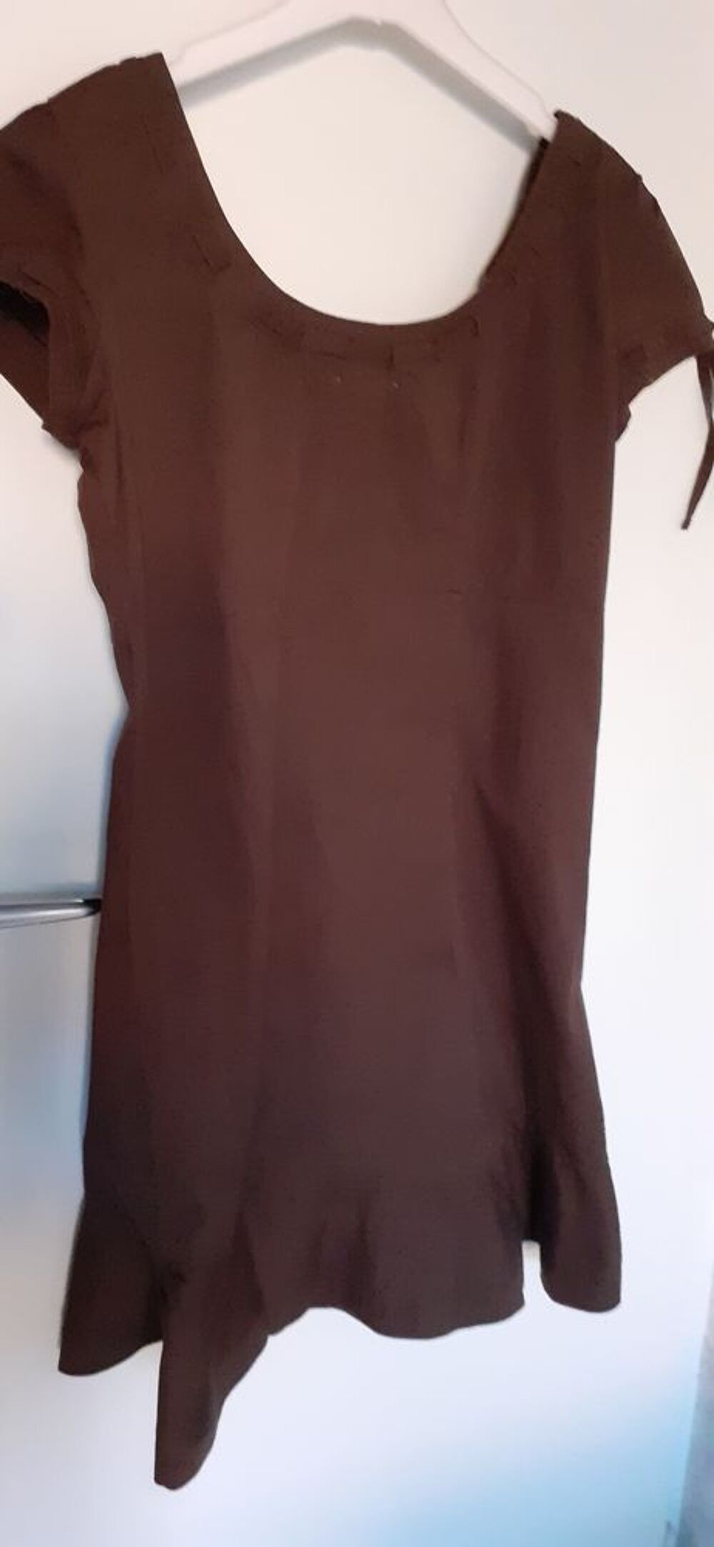 Robe d'&eacute;t&eacute; taille 42-44 Vêtements