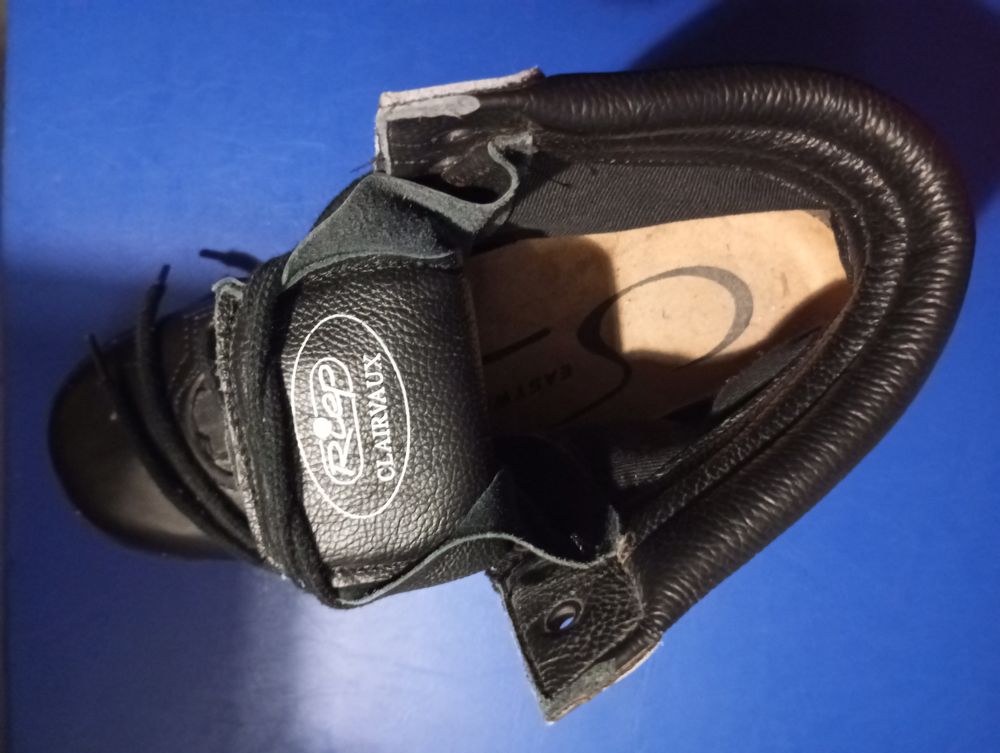 chaussures montantes bottines boots riep Chaussures