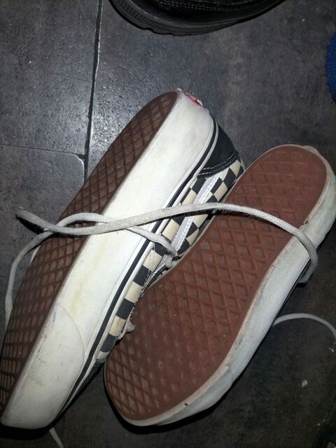 Basket vans pointure 38 trs bon tat 14 Cachan (94)