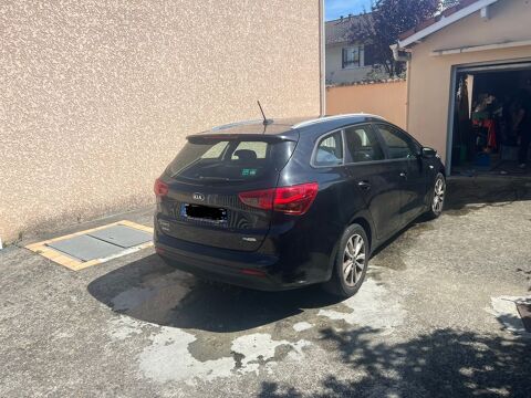 Kia Ceed SW Cee'd SW 1.6 CRDi 136 ch ISG UEFA EURO 2016 DCT7 2016 occasion Décines-Charpieu 69150