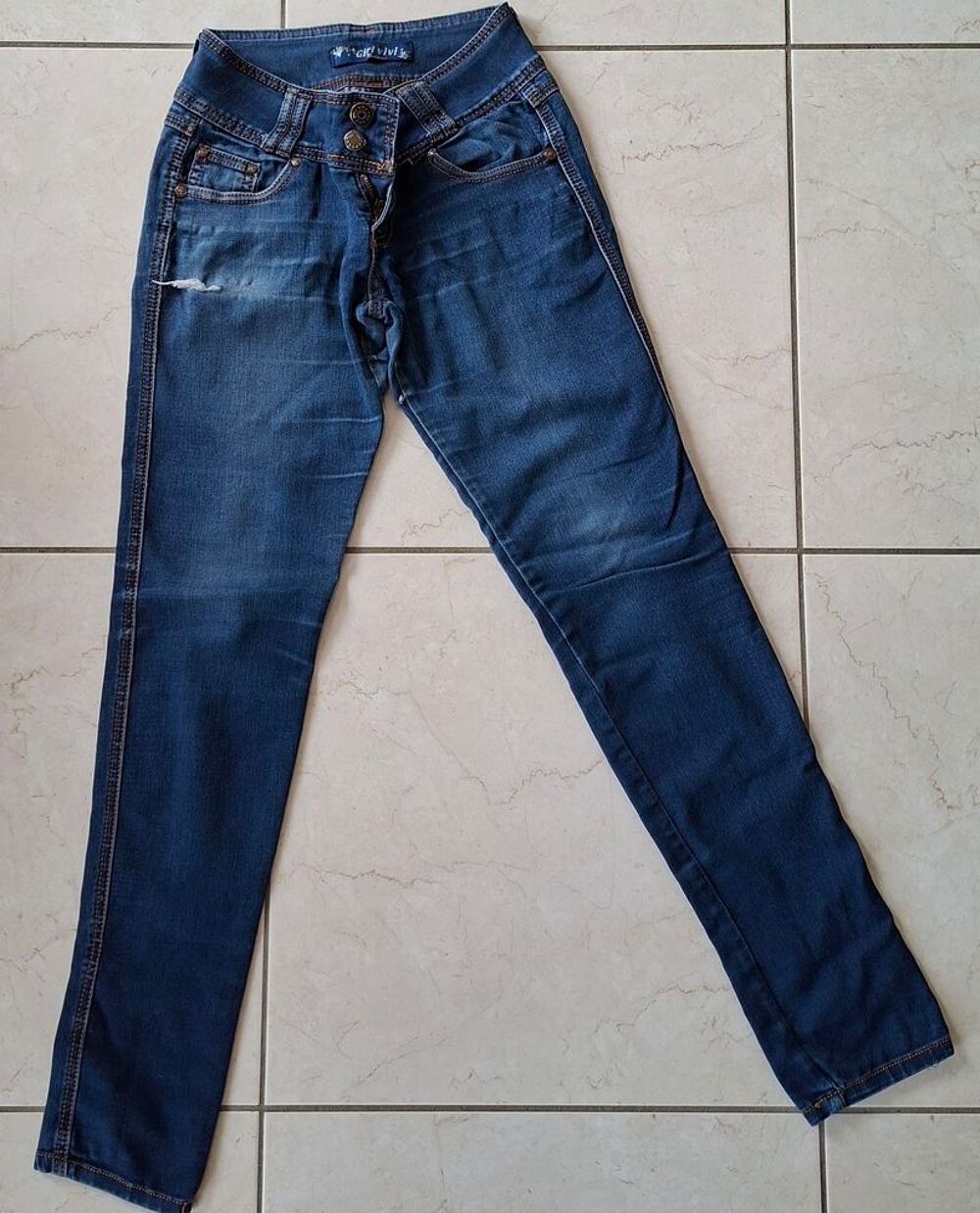 Jean skinny taille M Vêtements