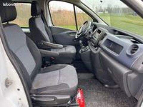 Vectra vivaro 1.6 cdti double cabine en 5 place diesel 2016 occasion 50720 Saint-Georges-de-Rouelley