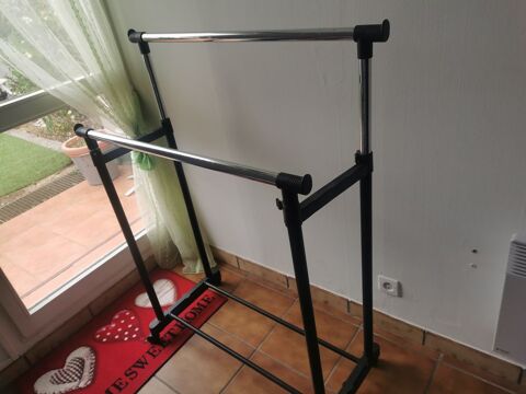 Portant double sur roulettes 17 Nice (06)