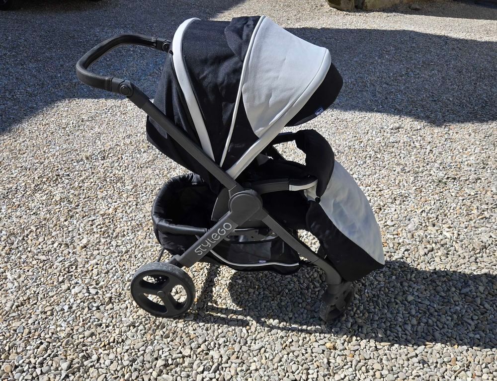 poussette trio plus base cosy Puériculture