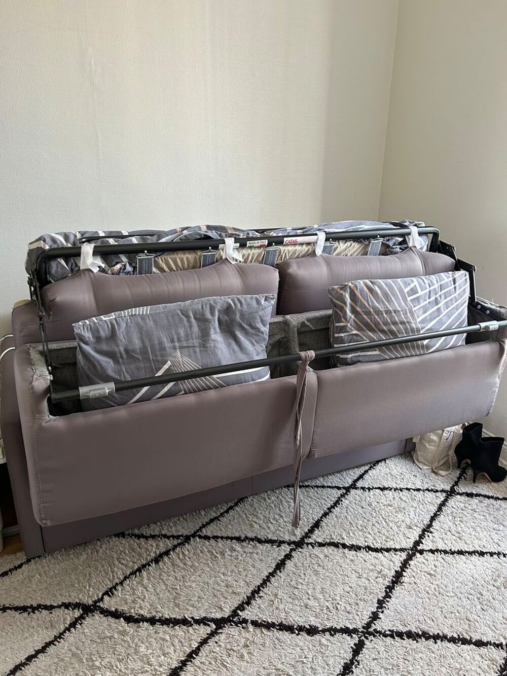 Canap&eacute; convertible en tr&egrave;s bon &eacute;tat Meubles