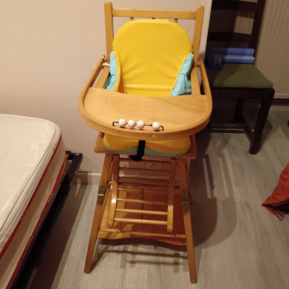 chaise haute en bois ann&eacute;e 1950 Meubles
