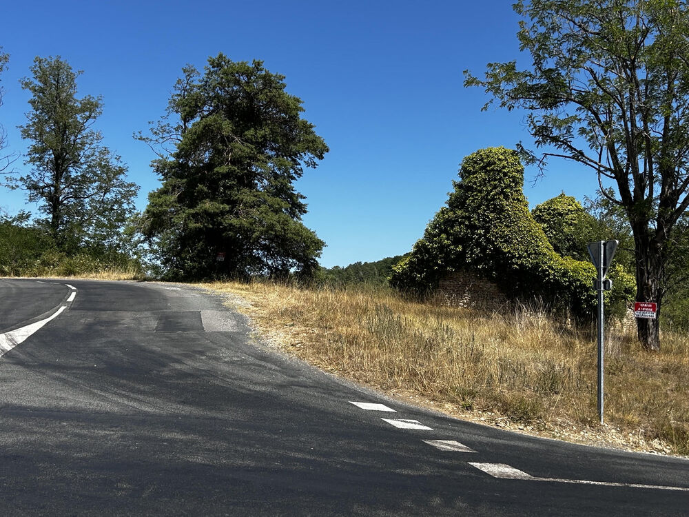 Vente Terrain Terrain constructible avec Certificat d'Urbanisme positif Proissans