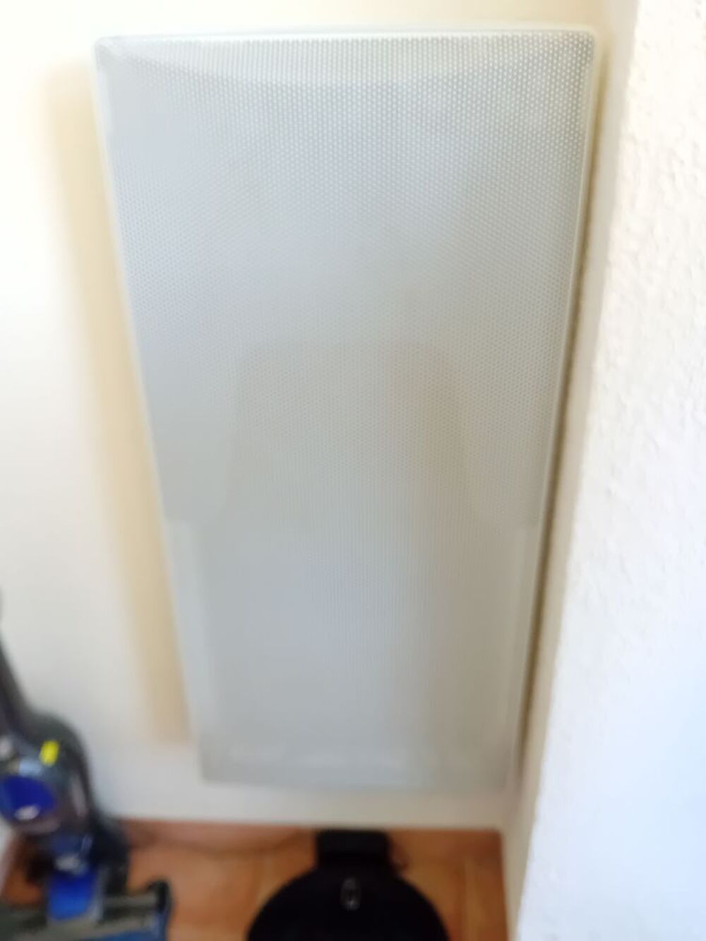 RADIATEUR ELECTRIQUE MURAL 45€ Electroménager