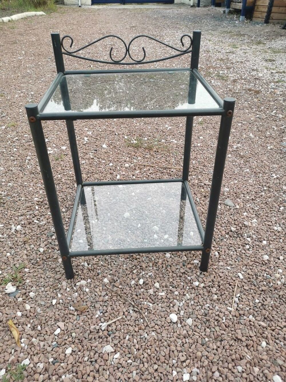 Table d'appoint fer forg&eacute;, 2 plateaux Meubles