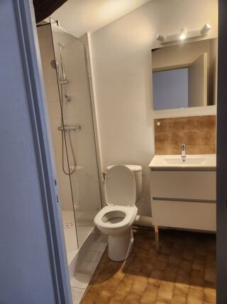  Appartement à louer 1 pièce 30 m² Avignon