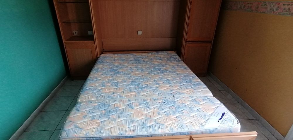 Meuble Lit escamotable sur mesure L: 2.56/ H: 2.26/ P:0.44 Meubles