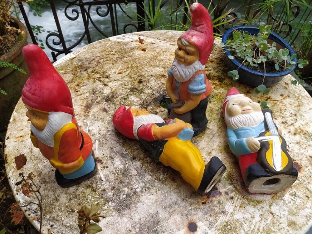 Anciens Nains de Jardin C&eacute;ramique Vintage
Décoration