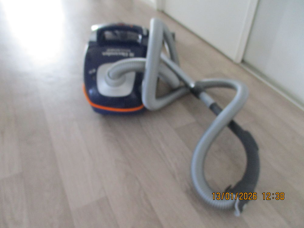Aspirateur electrolux Electrom�nager