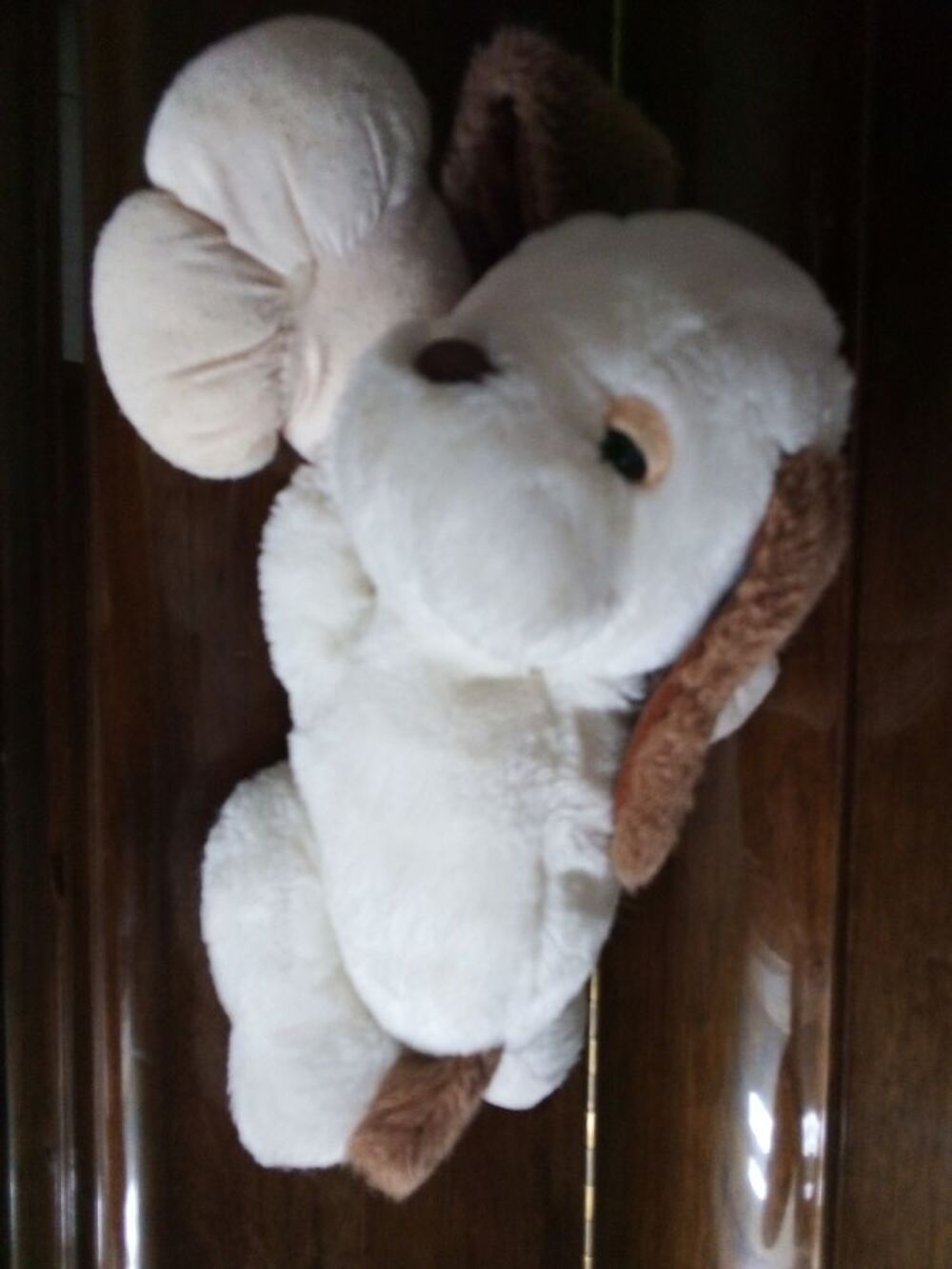 Peluche chien ronfleur. Jeux / jouets