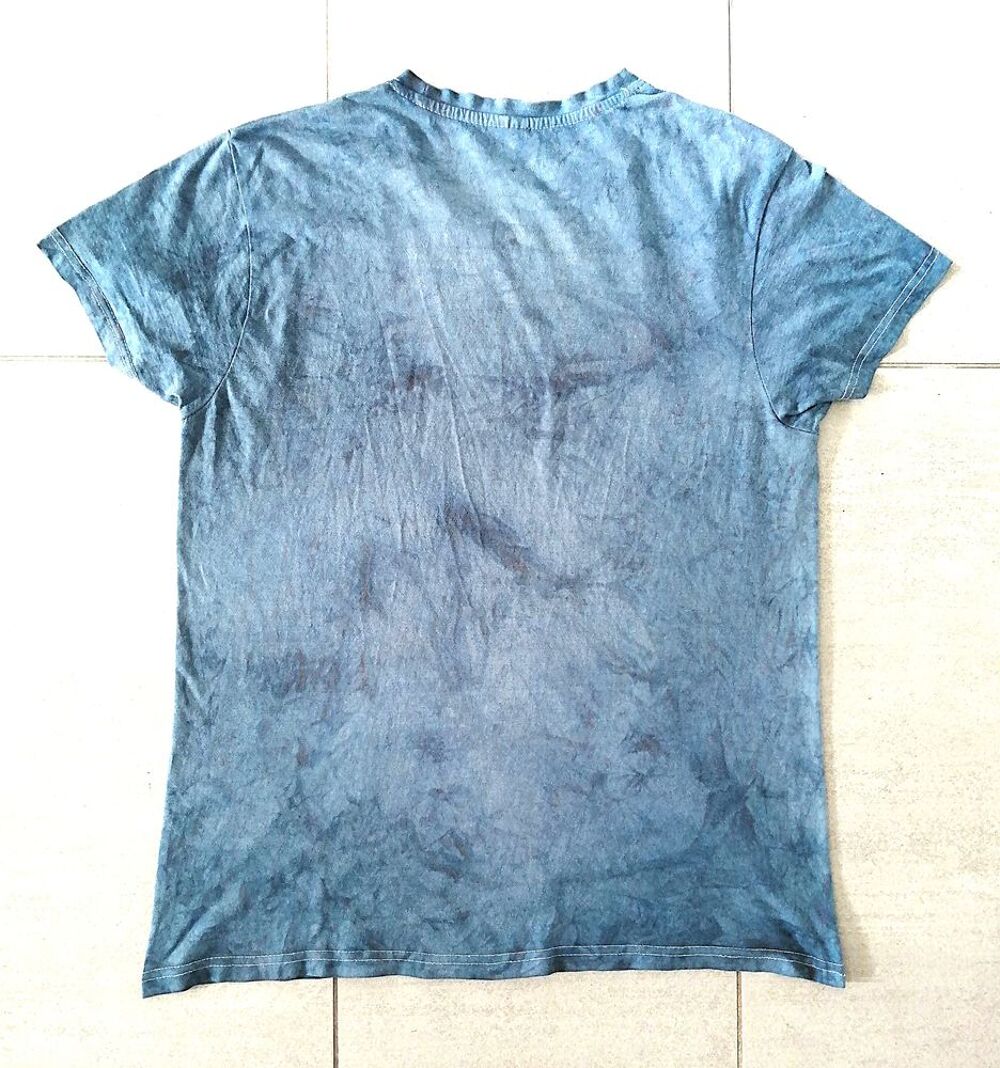 Tee-Shirt bleu d&eacute;lav&eacute; - taille M Vtements