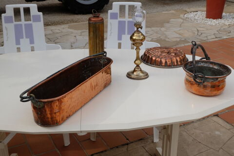 Objets en cuivre pour décoration Saint-Étienne-des-Sorts (30)